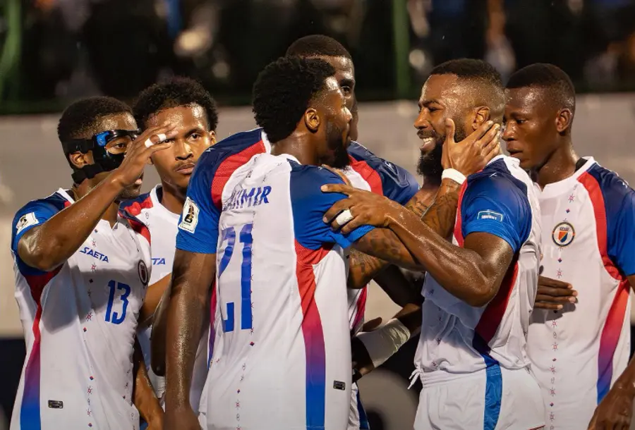 Naționala din Haiti celebrând victoria cu Nicaragua Haitian de națională, trecut prin România, ne explică secretele țării-fenomen de la Campionatul Mondial: „Sunt câteva lucruri care ne fac unici. Și nu avem slăbiciuni”