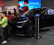 FCSB a „parcat” la Salonul Auto București » Întrebarea care i-a făcut pe toți să râdă