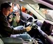 FCSB a „parcat” la Salonul Auto București » Întrebarea care i-a făcut pe toți să râdă