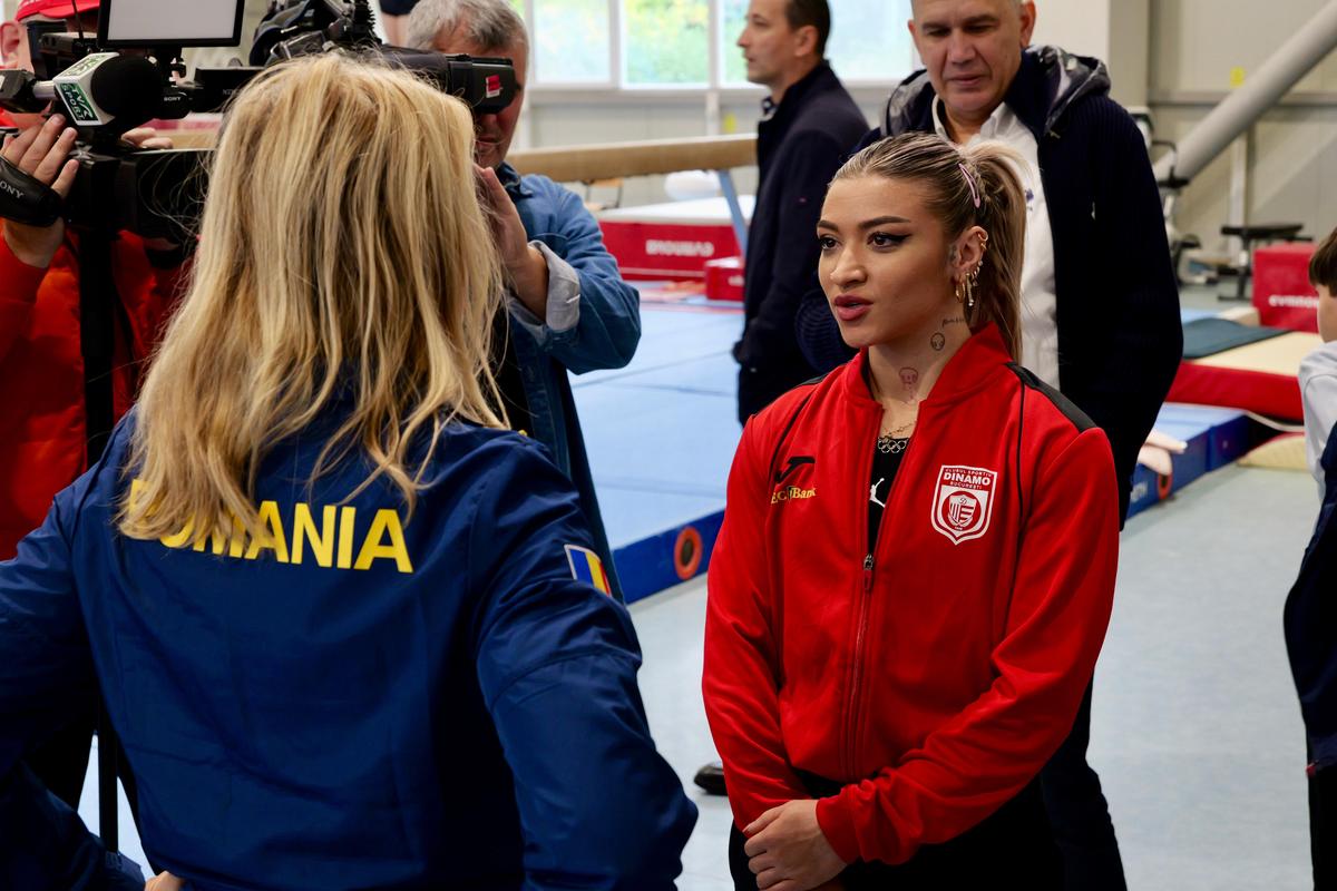 Nadia Comăneci a vizitat Complexul Sportiv Dinamo / Foto: Andrei Furnigă GSP