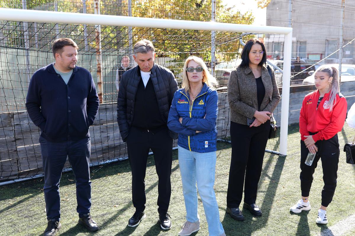 Nadia Comăneci a vizitat Complexul Sportiv Dinamo / Foto: Andrei Furnigă GSP