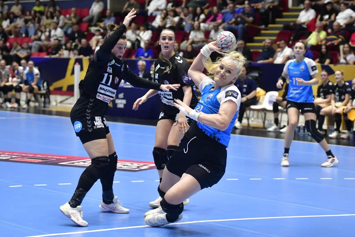 Victorie uriașă! Finalul din CSM București - Esbjerg s-a trăit în picioare la Polivalentă. Clasament în Liga Campionilor