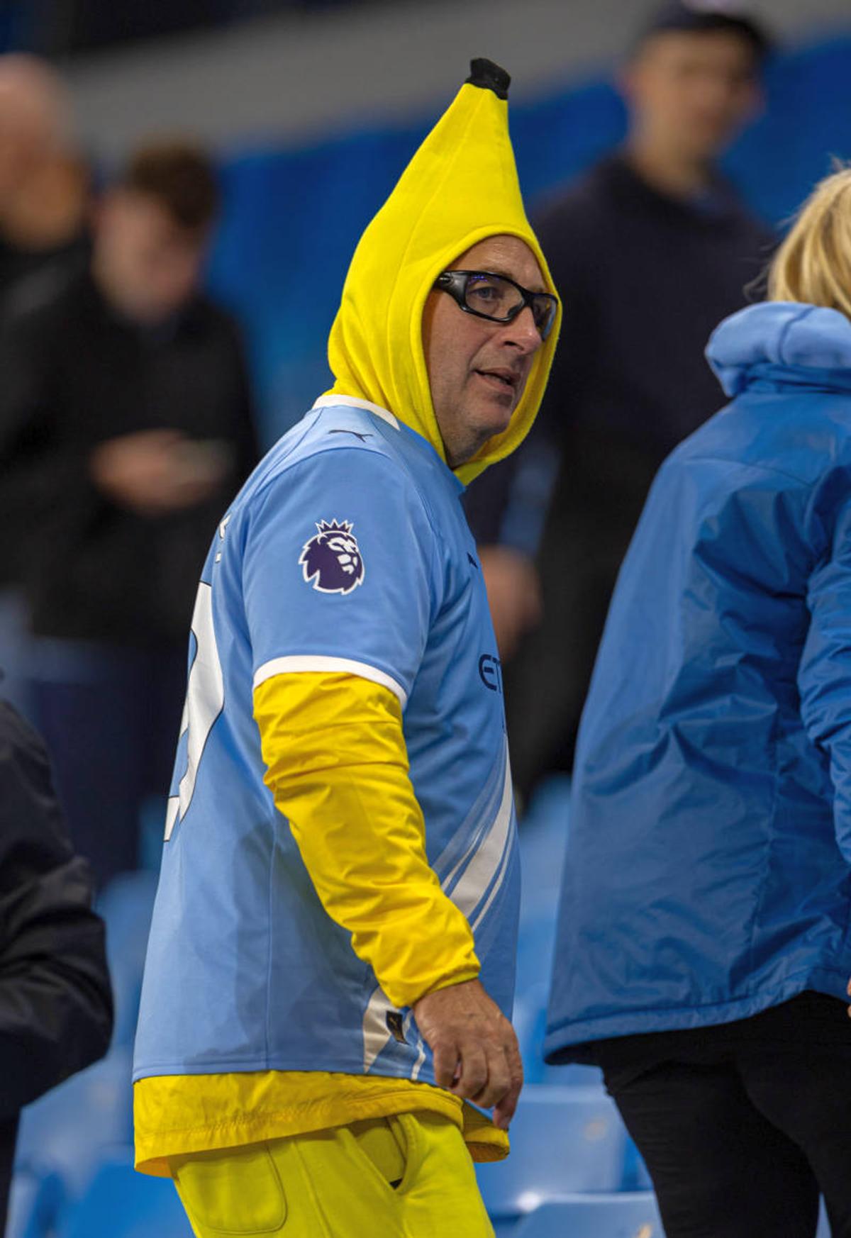 Manchester City și tradiția cu banane gonfabile în tribune