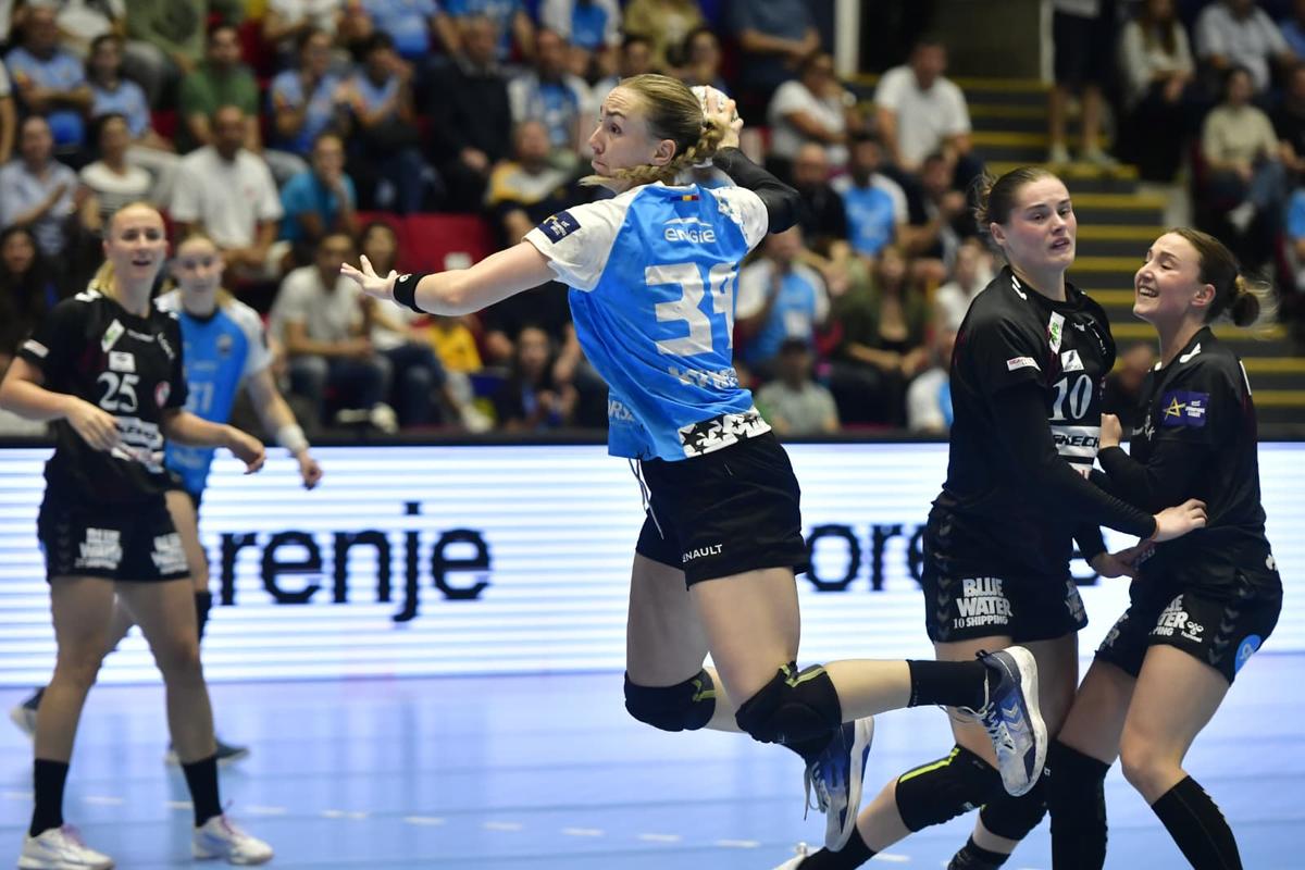 Victorie uriașă! Finalul din CSM București - Esbjerg s-a trăit în picioare la Polivalentă. Clasament în Liga Campionilor