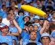 Bananele gonfabile fac parte din tradiția lui Manchester City // Foto: Imago
