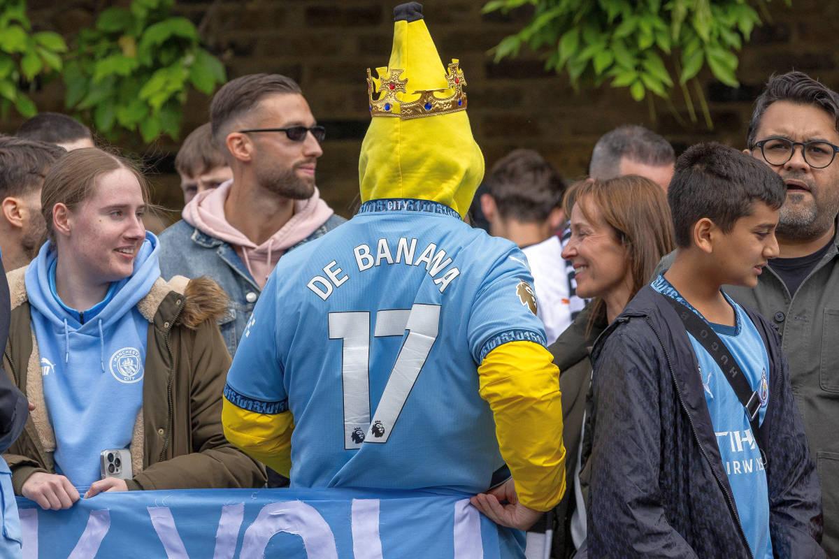 Manchester City și tradiția cu banane gonfabile în tribune