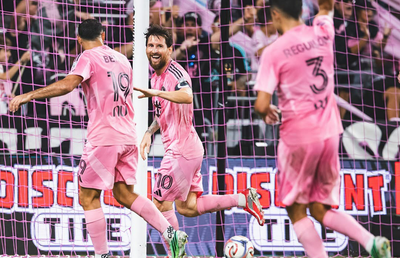 Messi și Suarez, recital împotriva echipei lui Louis Munteanu