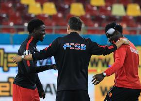 A lucrat cu jucătorul de la FCSB și remarcă o problemă: „E într-un con de umbră din cauza concurenței”
