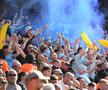 Bananele gonfabile fac parte din tradiția lui Manchester City // Foto: Getty Images