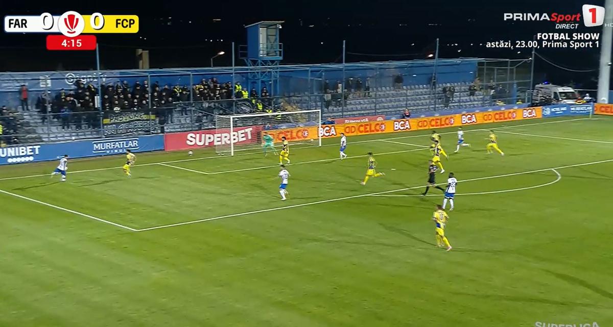Sabău a rămas impresionat: „Așa trebuie să arate un jucător care se cere în echipă!”