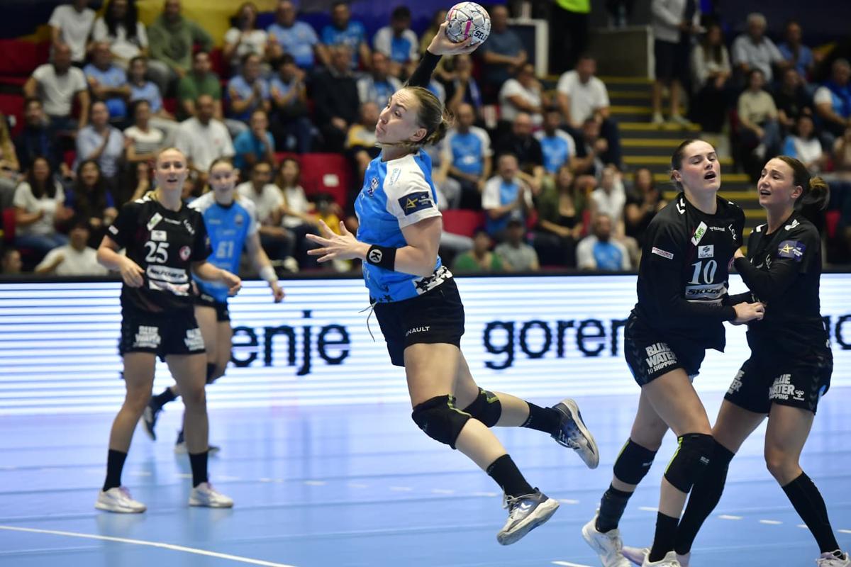 Victorie uriașă! Finalul din CSM București - Esbjerg s-a trăit în picioare la Polivalentă. Clasament în Liga Campionilor