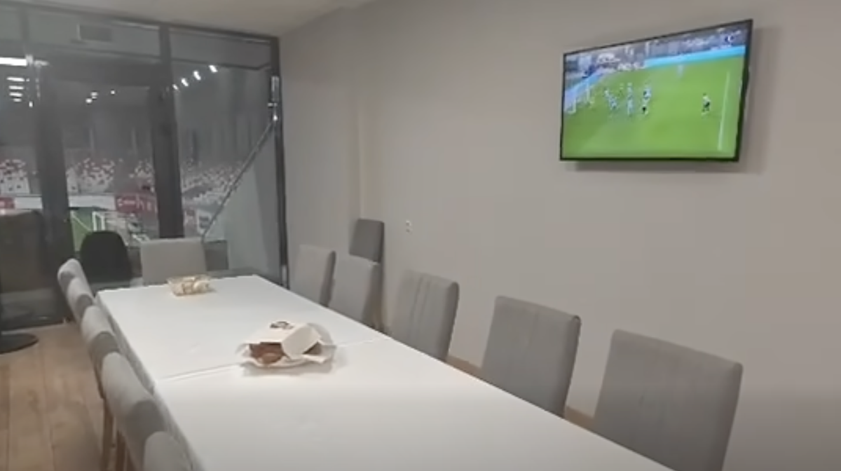 Andrei Nicolescu a publicat imagini din loja de la Sepsi – Dinamo
