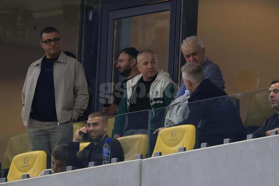 Anghel Iordănescu, prezent la stadion la FCSB - Oțelul Galați // foto: Ionuț Iordache GSP Anghel Iordănescu, surprins de revenirea lui Gigi Becali pe stadion: „Probabil că ăsta e motivul”