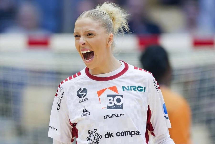 Julie Scaglione/ Foto: Instagram CSM București - Esbjerg, în etapa #5 din Liga Campionior! » Vicecampioana României vine după 2 înfrângeri
