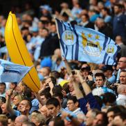 Bananele gonfabile fac parte din tradiția lui Manchester City // Foto: Getty Images