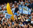 Bananele gonfabile fac parte din tradiția lui Manchester City // Foto: Getty Images