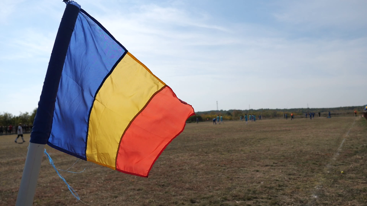 Cum arată derby-ul din Liga a 6-a din comuna care a dat un campion cu Steaua: „Nu facem grătar, că n-avem cărbuni!”