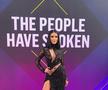 FOTO Adelina Pestrițu, selfie de peste 100.000 de like-uri cu Kim Kardashian » Românca a fost premiată la People's Choice Awards