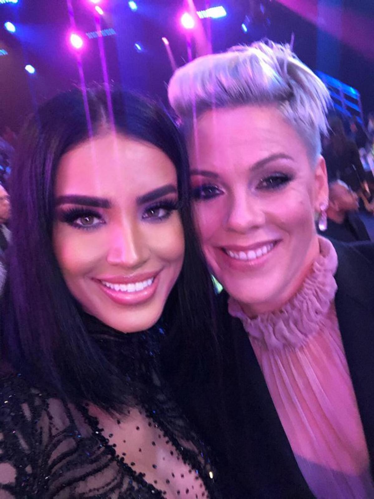 Adelina Pestrițu și Kim Kardashian
