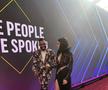 FOTO Adelina Pestrițu, selfie de peste 100.000 de like-uri cu Kim Kardashian » Românca a fost premiată la People's Choice Awards