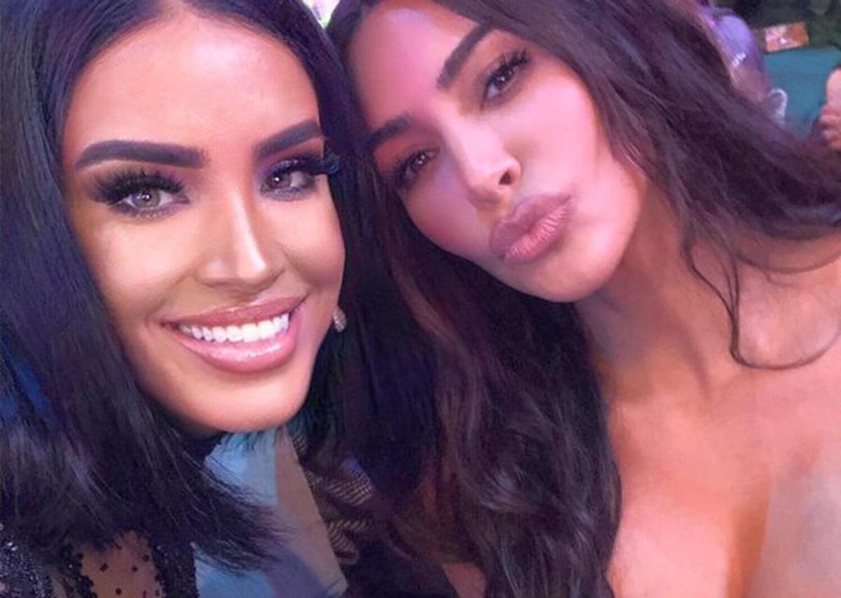 FOTO Adelina Pestrițu, selfie de peste 100.000 de like-uri cu Kim Kardashian » Românca a fost premiată la People's Choice Awards