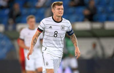Revoltă la cel mai înalt nivel! Toni Kroos atacă UEFA și FIFA: „Suntem doar marionete pentru ei”