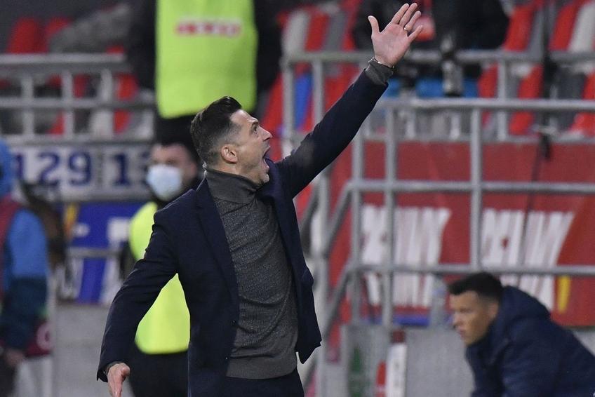 România - Islanda 0-0 | Mirel Rădoi, selecționerul naționalei, pune semieșecul din Ghencea pe seama gestionării proaste a momentului decisiv.