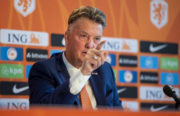 Momentul inedit trăit de Van Gaal cu jucătorii Olandei: „Pe unii i-am surprins dezbrăcați” + lotul pentru Campionatul Mondial