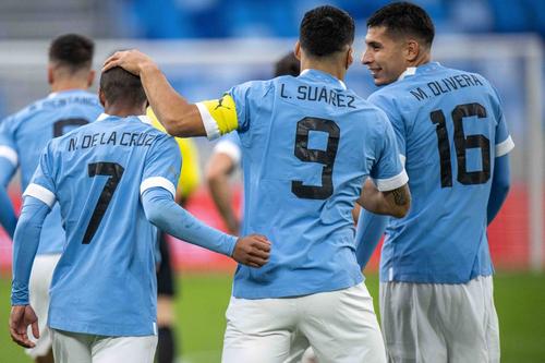 Nicolas de la Cruz, Luis Suarez și Maxi Olivera, internaționali uruguayeni.
Foto: Imago Images