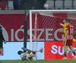 Juvhel Tsoumou, la un pas de gol la debutul la Rapid