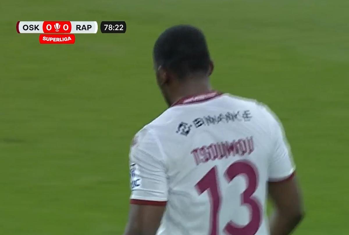 Juvhel Tsoumou, la un pas de gol la debutul la Rapid