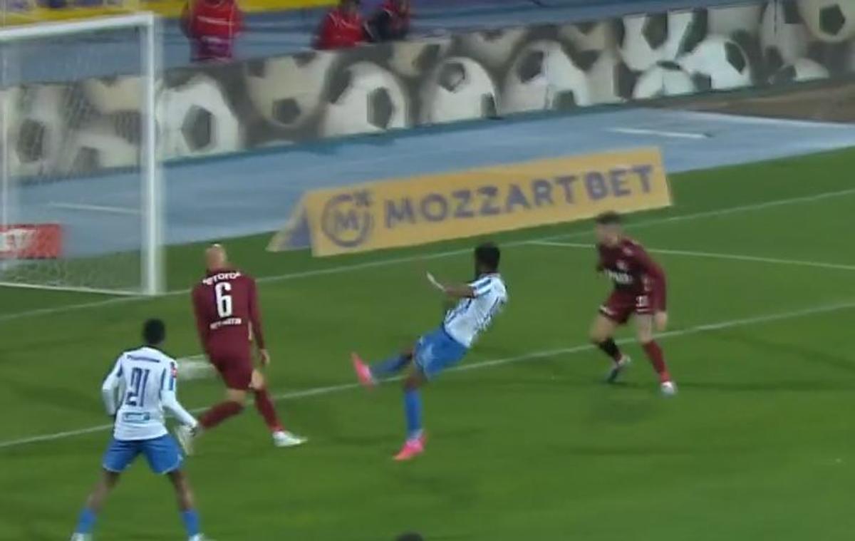Poli Iași, gol după o fază de tiki-taka în duelul cu CFR Cluj