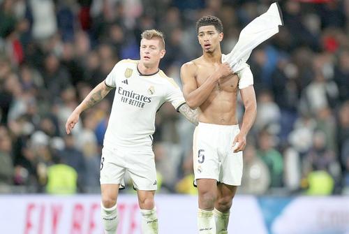 Jude Bellingham, bandajat la umăr în meciul cu Rayo // foto: Guliver/gettyimages