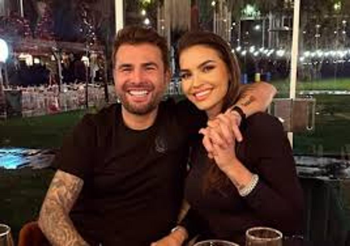 Adrian Mutu, dezvăluiri despre familie: „Dragostea adevărată e eternă” + Cu cine ține băiatul de 6 ani: „Greu îl mai schimbi”