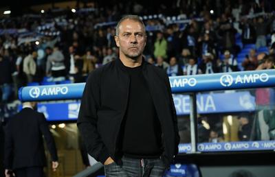 Hansi Flick, scandal cu arbitrul după decizia din Sociedad - Barcelona! „Centralul” i-a dat replica: „De ce l-am inventa?!”