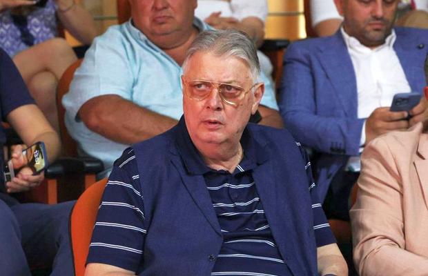 Două cluburi se alătură demersului lui Nicolescu și se poziționează fățiș împotriva lui Gino Iorgulescu: „E obrăznicie! Unii ajung dictatori”