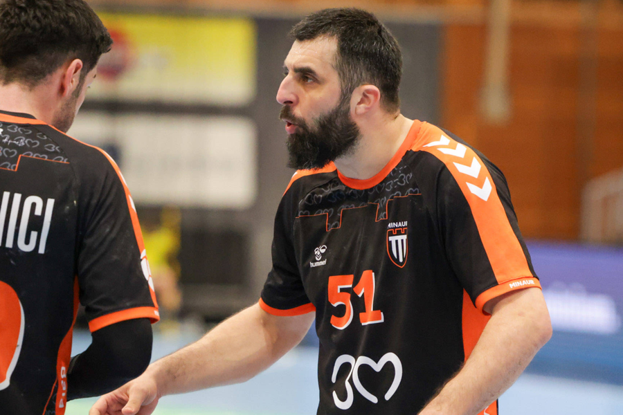 Viorel Fotache, pivotul lui Minaur Baia Mare. Foto: Imago Minaur Baia Mare o înfruntă pe Aarhus, în EHF European League: „Diseară vom da totul, indiferent cât va fi scorul pe tabelă”