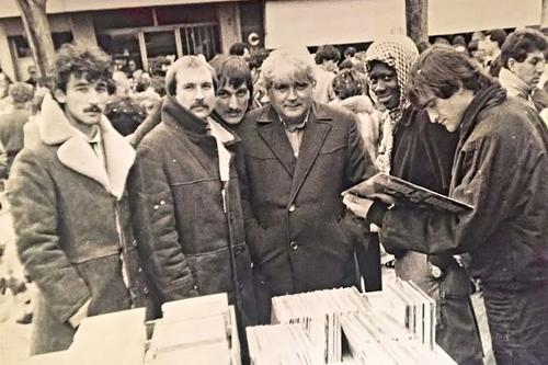 Misterul fotografiei virale: Gabi Balint explică imaginea cu „N'Doye” și Steaua '86! // foto: Facebook Gabi Balint