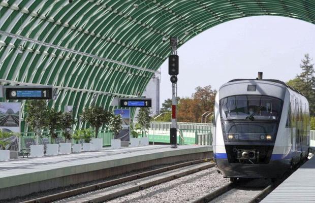 Confuzie înainte de Euro 2020 cu trenurile de pe ruta Gara de Nord - Aeroport Otopeni » Ce s-a întâmplat înainte de inaugurare