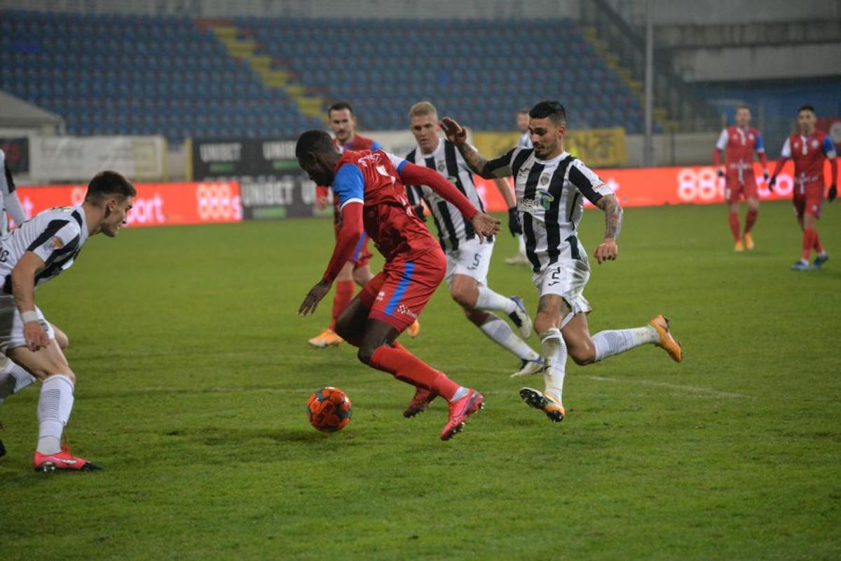 Marius Croitoru: „Am rămas perplex! Nu am auzit așa ceva în viața mea. Să îi comandăm arbitrului radiatoare puternice”