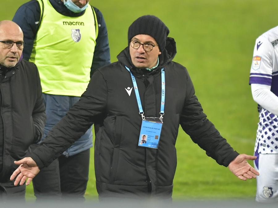 Eugen Trică a plecat de la FCU Craiova » Ce antrenor din Liga 1 e pe lista lui Mititelu