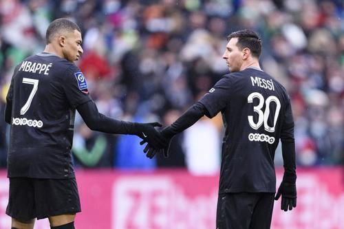 Leo Messi și Kylian Mbappe
Foto: Imago