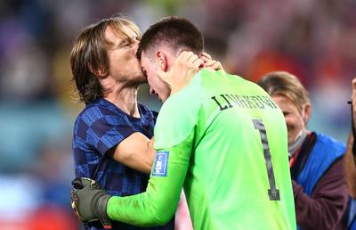 „Acum se explică succesul” » Discursul emoționant al lui Modric, care l-a ajutat pe Livakovic să devină eroul Croației la Mondial