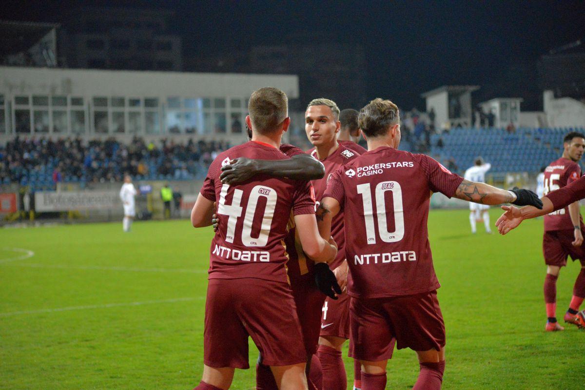Petrescu acuză arbitrajul! Faza incriminată cu 31 de secunde înainte de egalare: „A fost clar! Trebuia să intervină VAR-ul!”