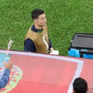 Un bărbat a aruncat apă în direcția lui Cristiano Ronaldo înainte de Maroc - Portugalia // foto: Guliver/gettyimages