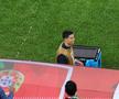 Un bărbat a aruncat apă în direcția lui Cristiano Ronaldo înainte de Maroc - Portugalia // foto: Guliver/gettyimages
