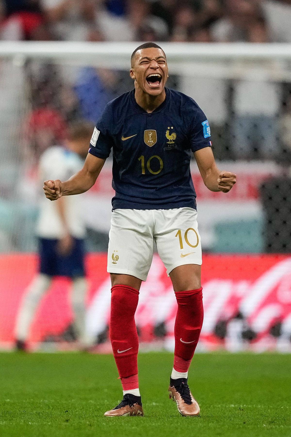 Cum s-a bucurat Kylian Mbappe în Anglia - Franța