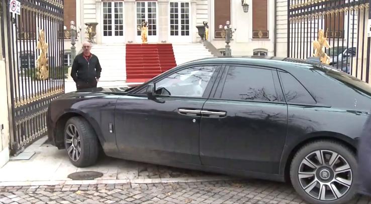 Gigi Becali, probleme cu Rolls Royce-ul // FOTO: Captură OrangeSport