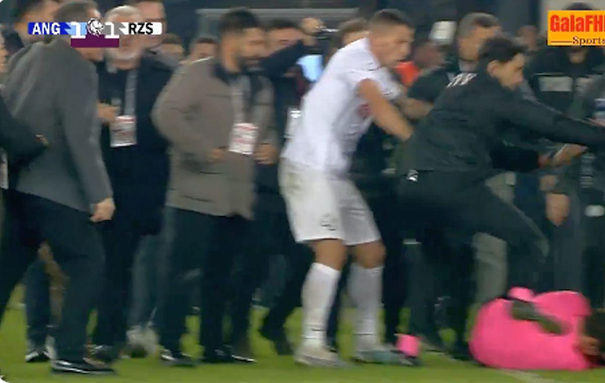 Pierluigi Collina trage un semnal de alarmă, după pumnul încasat de arbitrul Halil Umut Meler: „Asta e și mai îngrijorător!”