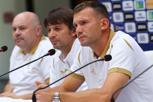 Oleksandr Shovkovskyi și Andriy Shevchenko / Foto: Imago